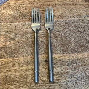 Oneida Dalton Stainless 18/10 Dinner Forks (2)